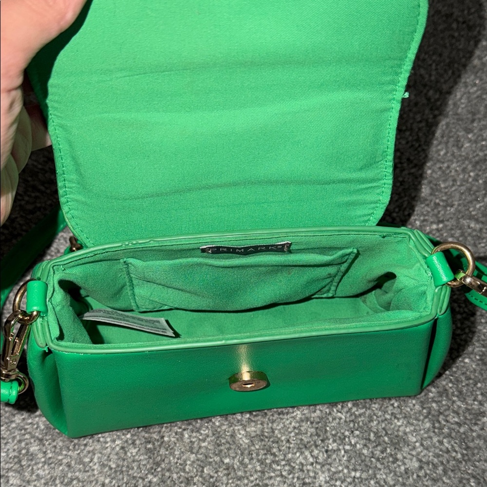 Primark Vibrant Green Mini Bag - Picture 3 of 3